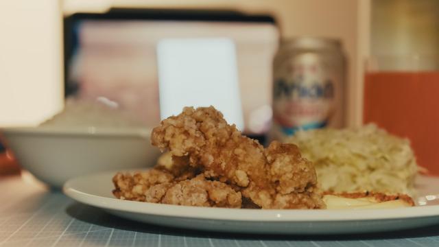 Fried chicken and a tech video: a recipe for a dangerously good time.