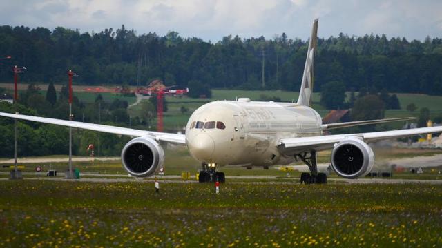 Etihad Airways Boeing B787 MSN 39677 Zurich, Switzerland