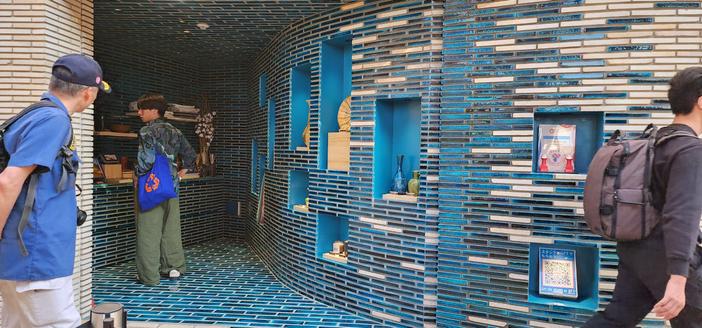 My photograph taken from the Uzbekistan Pavilion at Expo2025 Osaka. Even their souvenir space is beautifully rendered with Uzbek tile work and niches.