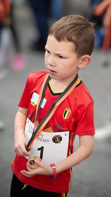 Quelle journée mémorable à La Course 🏃‍♂️ de Limpertsberg 2025 ! 
Revivez les moments forts de cette superbe édition à travers  les photos ! Des sourires, de la détermination et de la passion sur tous les visages. Merci à tous les participants qui ont fait de cet événement une réussite !
👉 Retrouvez l'access pour 933  photos de la course ici !
https://www.patrick-schanen.org/La-Course-de-Limpertsberg...
Les photos du LTCLaf ne sont pas d'une résolution suffisante pour une impression sur toile. Les images actuellement présentes dans l'album sont dimensionnées pour une publication en ligne.
#LCTLaf #LTCLaf2025 #CourseàPied #Luxembourg #SportCommunity #SouvenirsSportifs #CourseSurRoute #Athletisme