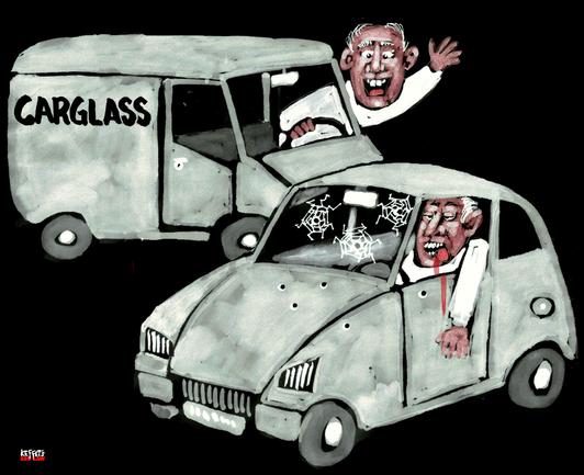 Ein Fahrer von Carglass sieht ein parkendes Auto mit mehreren Löchern in der Windschutzscheibe Der Fahrer dieses Wagens sitzt noch hinter dem Lenkrad. Der Carglass-Fahrer freut sich, die Scheibe erneuern zu dürfen. Er sieht leider nicht, dass der Fahrer tot ist und die Löcher in der Scheibe von Kugeln durchlöchert wurden. 
Ja, die Angelegenheit ist etwas makaber, aber die Mafia arbeitet so.
