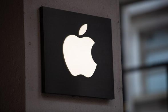 Apple WWDC June: New OS, AI, and Big Design Changes.