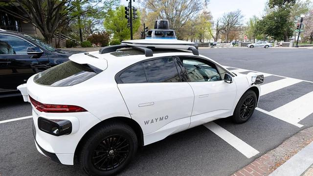 Waymo hits 10M paid robotaxi trips—doubling in just 5 months—yet still not profitable, says co-CEO Tekedra Mawakana. The future of autonomous mobility is accelerating! #Waymo #AutonomousVehicles #Robotaxi #SelfDriving #Innovation #TechNews
