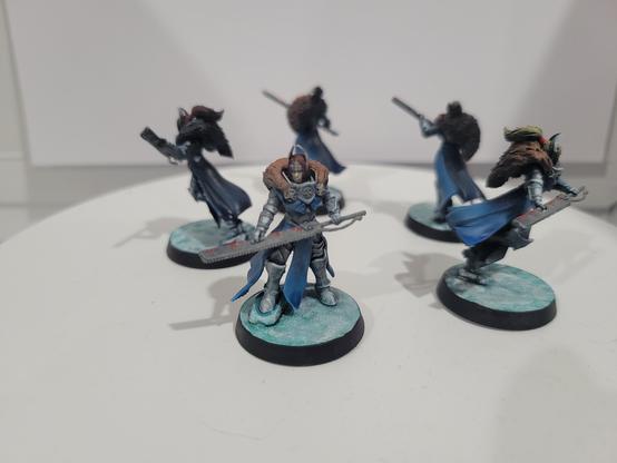 Blue melee sisters