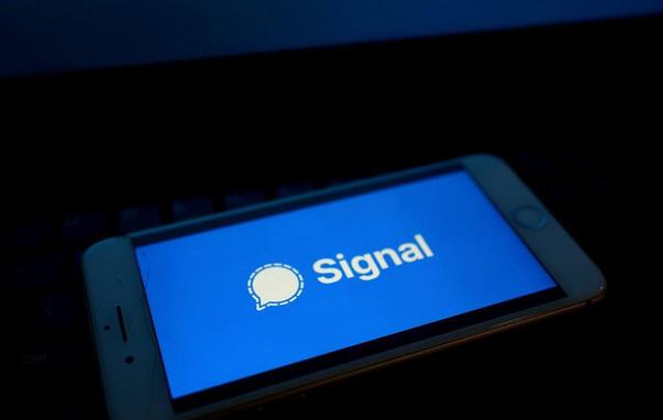 Signal Shields Your Chats From Windows Recall Privacy Threat.