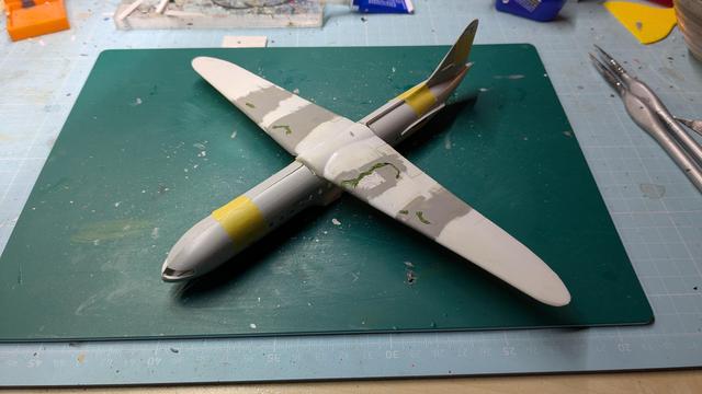 
Bildbeschreibung

Minicraft/Mastercraft Saab S-100 airliner 1/144 scale model