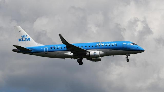 KLM Cityhopper Embraer E170-200 STD MSN 17000707 Zurich, Switzerland