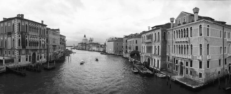 Panorama in black and white of the Grand Canal from the Academy Bridge.