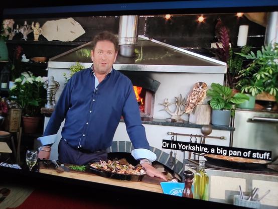 Paella.