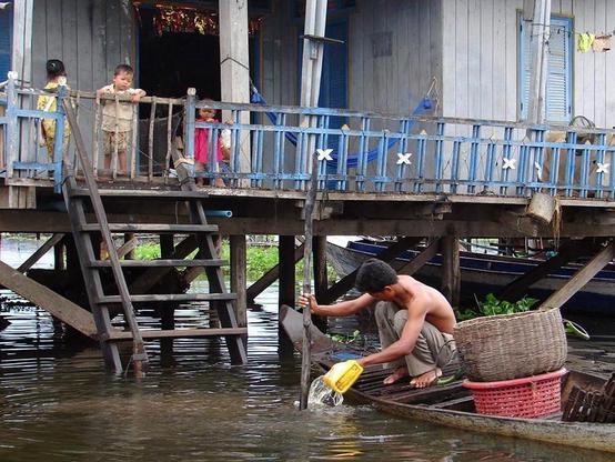 Kompong Khleang village at Tonle Sap Lake