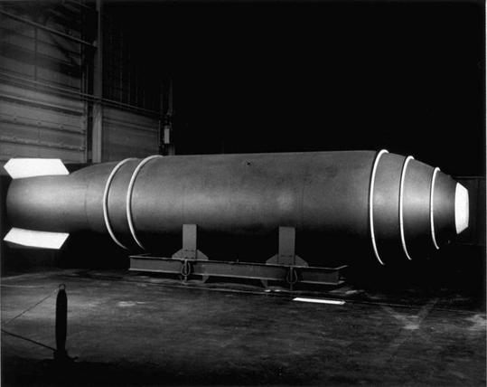 Mark 17 Wasserstoffbombe
Quelle: https://commons.wikimedia.org/wiki/File:Mk17_bomb.jpg
Lizenz: Public Domain