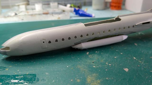 Minicraft/Mastercraft Saab S-100 airliner 1/144 scale model