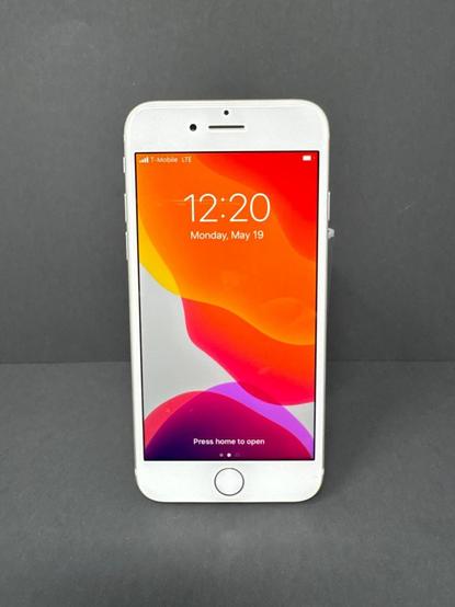 Lot # 170 - Apple iPhone 7 32GB Silver – iOS 13.5.1, T-Mobile, 24.8 GB Free