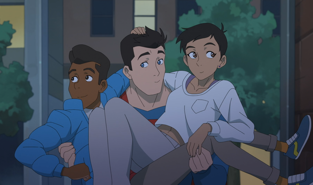 Capture animé "My adventures with Superman, avec le super-héros en tenue, tenant Jimmy Olsen et Lois Lane dans ses bras. Comme un parfum de trouple, non?