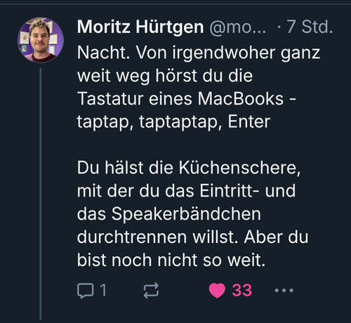 Moritz hürtgen schreibt als Resümee der republica: Nacht. Von irgendwoher ganz weit weg. Hörst du die Tastatur eines MacBooks - tap tap tap tap enter. 
Du hältst die küchenschere, mit der du die eintrittst-und das speakerbändchen durchtrennen willst. Aber du bist noch nicht soweit