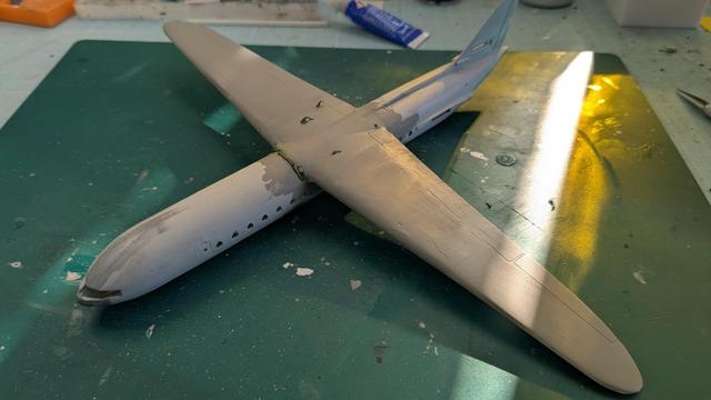 Minicraft/Mastercraft Saab S-100 airliner 1/144 scale model