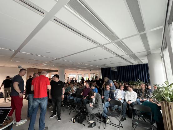 Developers socializing at the JUG