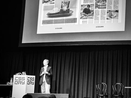 Rachel on stage. Showing a multi column page layout  wich column spanning pictures. 