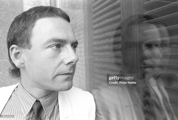Photo de KING CRIMSON et Robert FRIPP
CANADA - AUGUST 01: Photo de KING CRIMSON et Robert FRIPP; photographié à l'hôtel Chelsea de Toronto (Photo de Peter Noble/Redferns)