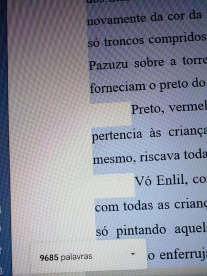 Captura de tela do google docs destacando as 9 mil seiscentos e oitenta e cinco palavras do conto