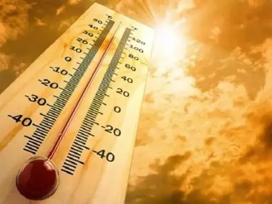 Image representative of the Met Department's forecast of heatwave across Pakistan on Eid-ul-Adha. 