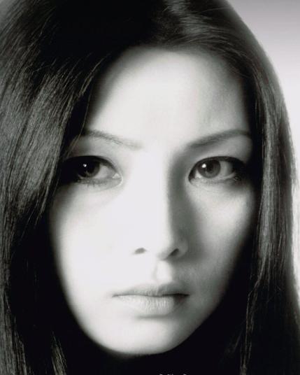 Meiko Kaji c'est plus de 80 Films :La Femme Scorpion , Lady Snowblood , Stray Cat Rock , Kill Bill