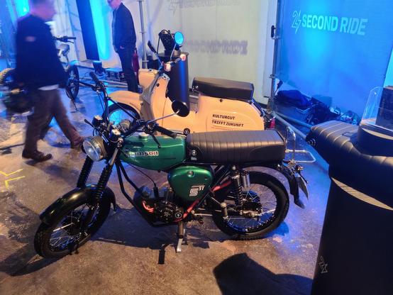Elektrifiziertes Simson Moped