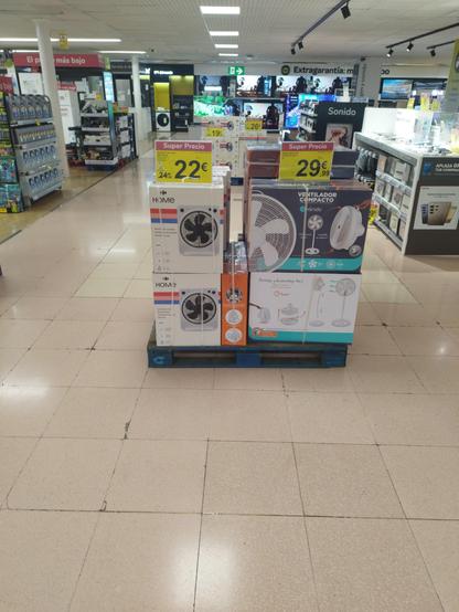 Foto mostrando algunos de los ventiladores en venta 