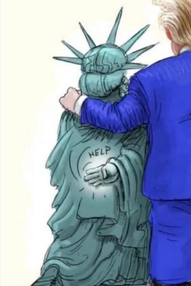 L'image représente une illustration de dessin animé d'une personne enlaçant la Statue de la Liberté par derrière. La Statue de la Liberté est représentée avec sa couronne emblématique et sa robe, et le mot "AIDE" est écrit sur le dos de la robe de la statue. La personne qui enlace la statue semble offrir du réconfort ou du soutien. Cette image pourrait symboliser un appel à l'aide ou au soutien pour les idéaux et les valeurs que représente la Statue de la Liberté, comme la liberté et la démocratie.