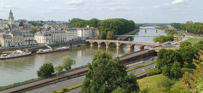 Rivière la maine, ces ponts, ville Angers