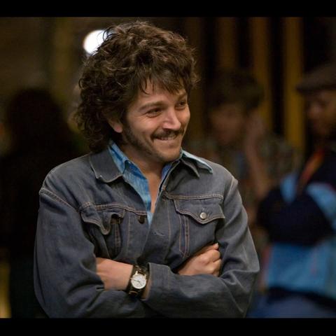 Diego Luna in MILK.