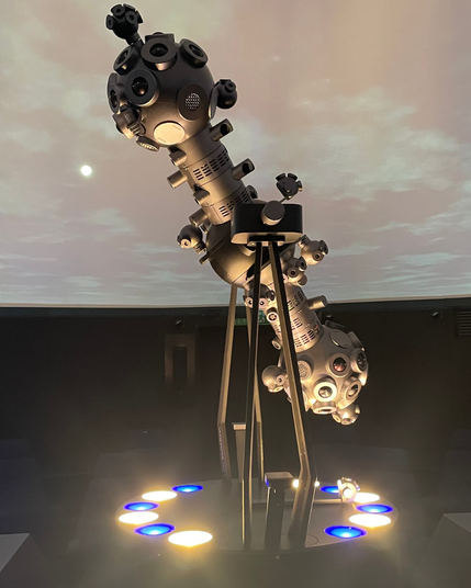 Sternprojektor Skymaster ZKP4 von Zeiss im Zeiss-Kleinplanetarium in Berlin