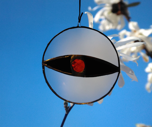 vitrail rond suspension inspiration oeil

