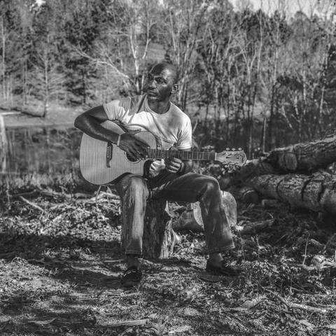 An image of the cover of the album 'I Be Trying' by Cedric Burnside