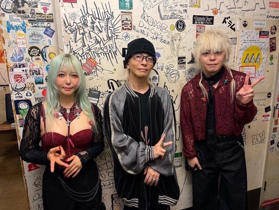Cö shu Nie's Oneman Show Features HYDE and New Anime OP Theme