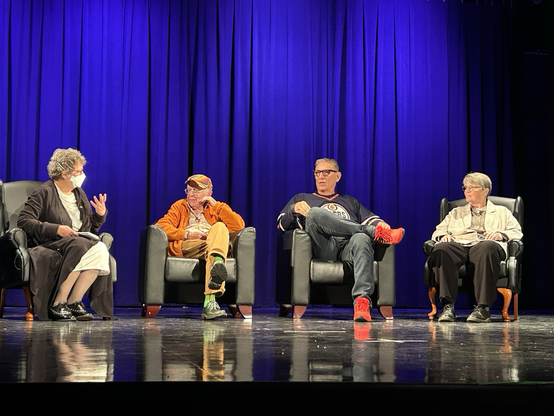 Senator Simons moderates panel discussion with Michael Phair l, Murray Billett, and Justice Julie Lloyd