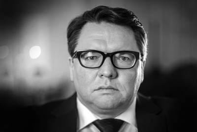 "Schleich pur": Helmut Schleich zurück im TV
Helmut Schleich präsentierte eine neue Livesendung aus einer Münchner Kneipe. In der ersten Folge war Martin Frank zu Gast.
http://www.kabarett-news.de/News-vom-23.06.2025-schleich-pur.html
Fotografin Katharina Zidek @katharinafotografie.de 