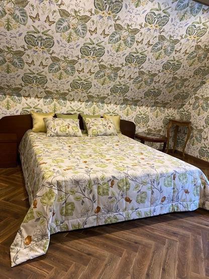 Покрывало ручной работы от студии дизайна Dubrovsky Denis Design
