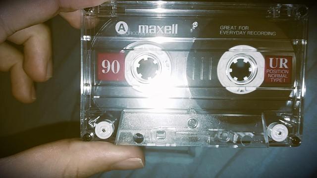 Κασέτα MAXELL UR 90 φωτογραφήθηκε από μένα Θεόδωρος Μπαχουμάς