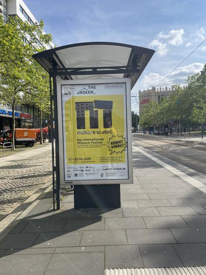 Poster of makers united in Chemnitz at a busstation