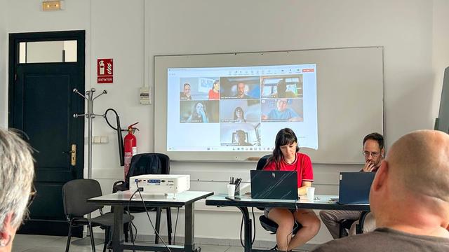 L'Assemblea General de la Xarxa té format híbrid