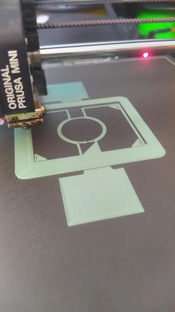 My prusa mini laying out the bottom layer of a design. 
