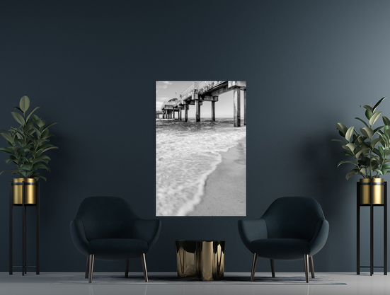 A black and white photograph of foamy waves come on shore along the coastline of Orange Beach, Alabama, with the fishing pier.
Pictorem: https://www.pictorem.com/2391488/foamy-waves-at-orange-beach-pier-grayscale/
@fineartamerica https://5-jennifer-white.pixels.com/featured/foamy-waves-at-orange-beach-pier-grayscale-jennifer-white.html
#buyintoart #photography #interiordesign #wallart