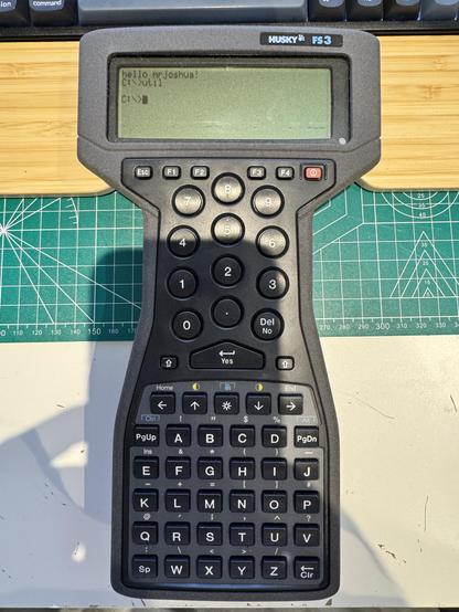 A Husky FS3 Handheld DOS 6.2 2MB 386 PC waiting to run DOStodon 