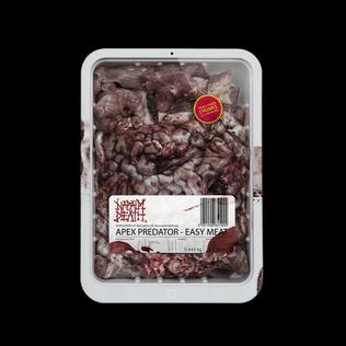 Napalm Death - Apex Predator, easy meat. La pochette représente des viscères emballés comme une barquette de viande de super marché.