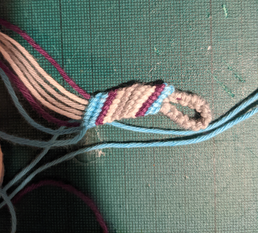 Friendship bracelet 
