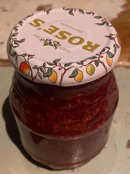 A pot of red jam 