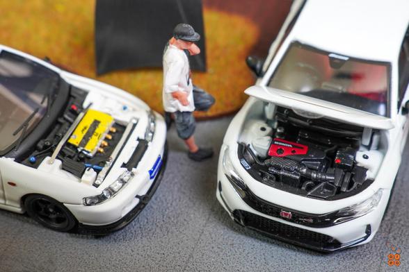 Honda Integra DC2 and Honda Civic Type R (FL5), Spoon Sports Livery on White in 1:64 scale with 1:64 figures on AREA 164