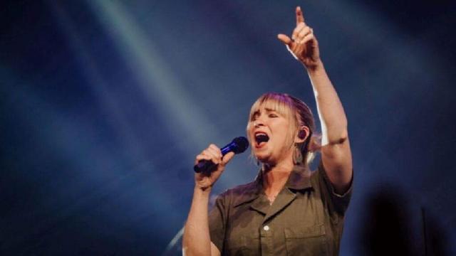 Kim Walker-Smith está com passagem confirmada pelo Brasil para uma série de três apresentações especiais em 2025. Foto: Divulgação.