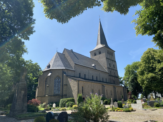 Sankt-Vitus-Kirche in Hohen Elten
